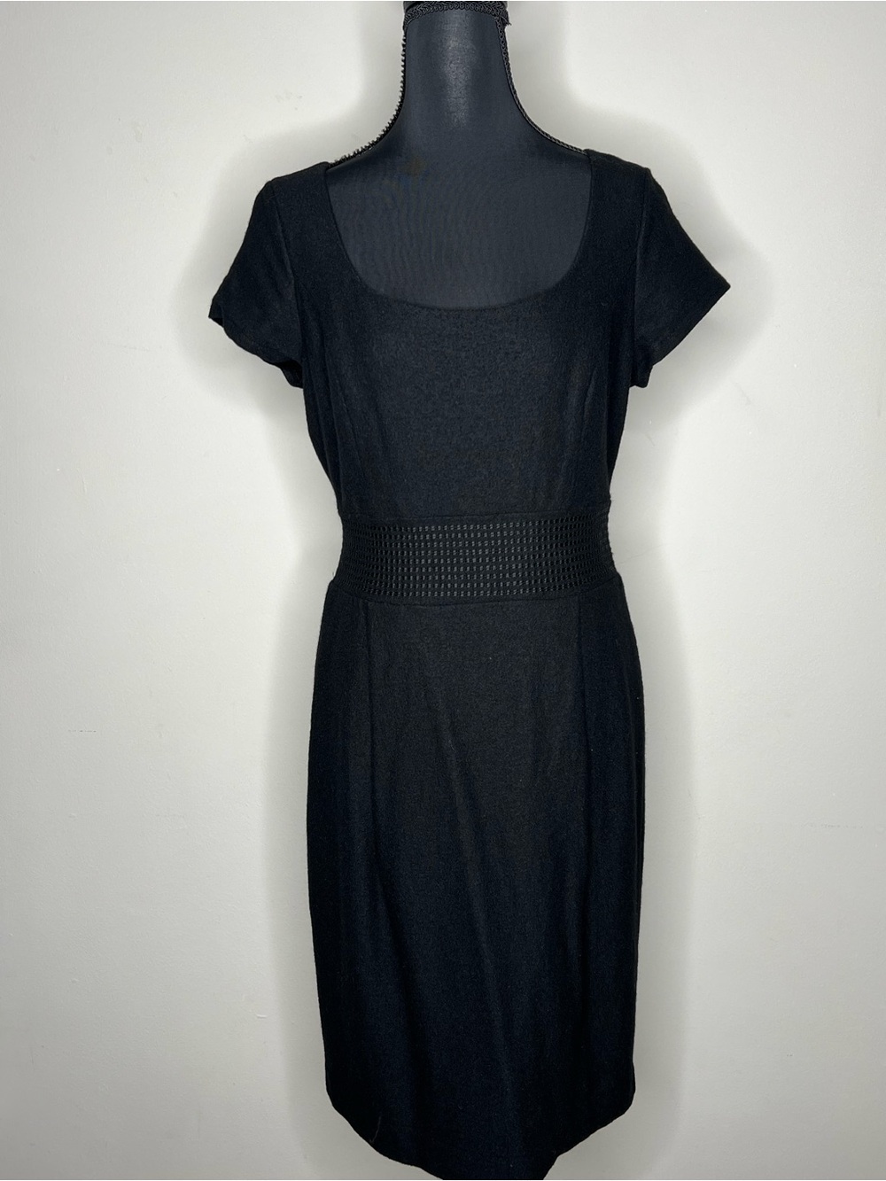 Banana Republic Wool Classic Black Sheath Dress with Textured Waist Size 8